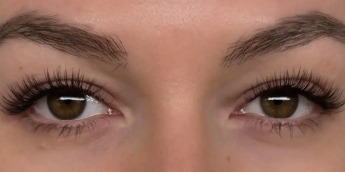 After: the same client with lash extensions by Envy Lashes London